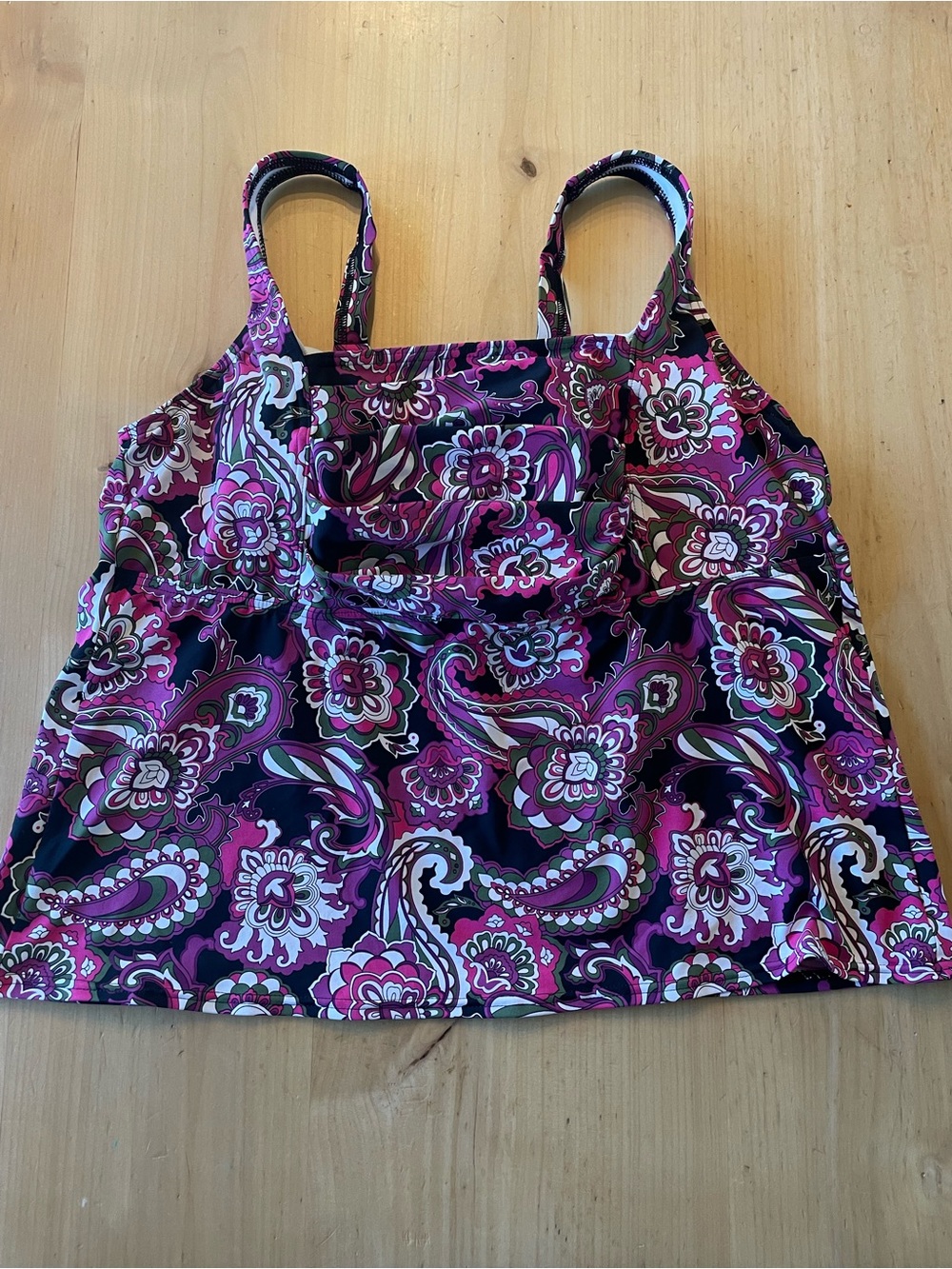 Lands End underwire floral paisley tankini top
